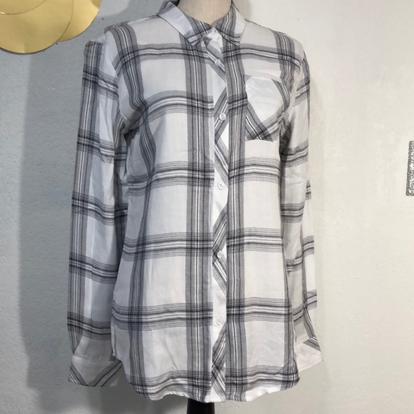 🌹WORKSHOP Republic Clothing Plaid Buttondown NEW - Picture 1 of 8